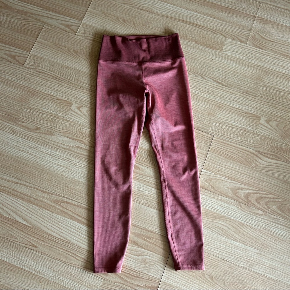 Vuori Clean Evelation Orange Coral Leggings Small - Flaws